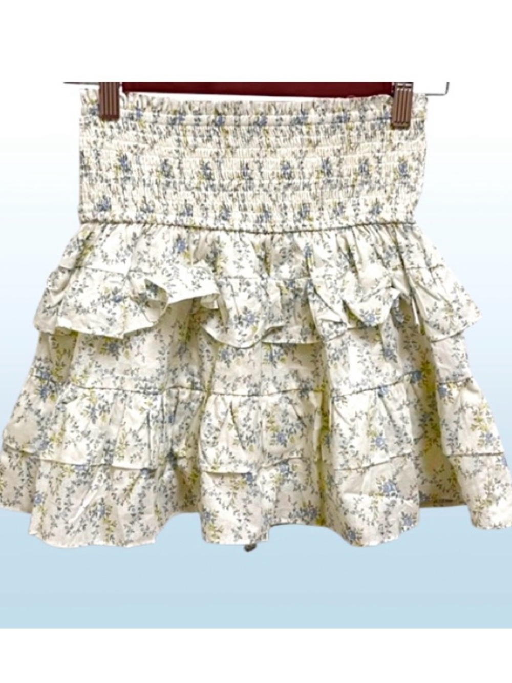 Mixology We're All Pretty Girls- Floral High Waist Ruffle Skirt. Size: Medium